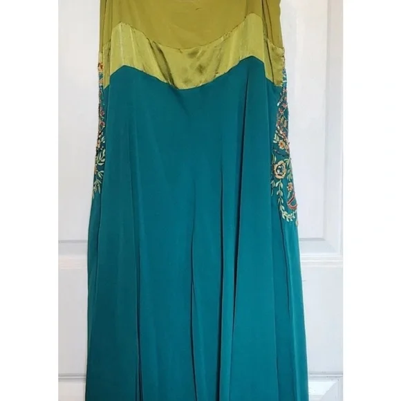 Karen Millen 100% silk Coachella Embroidered Handkerchief Dress Coachella fairy - Picture 14 of 15